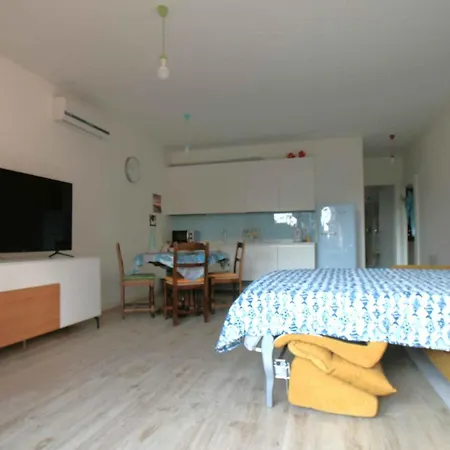 In 48304 * קוואלינו-טראפורטי